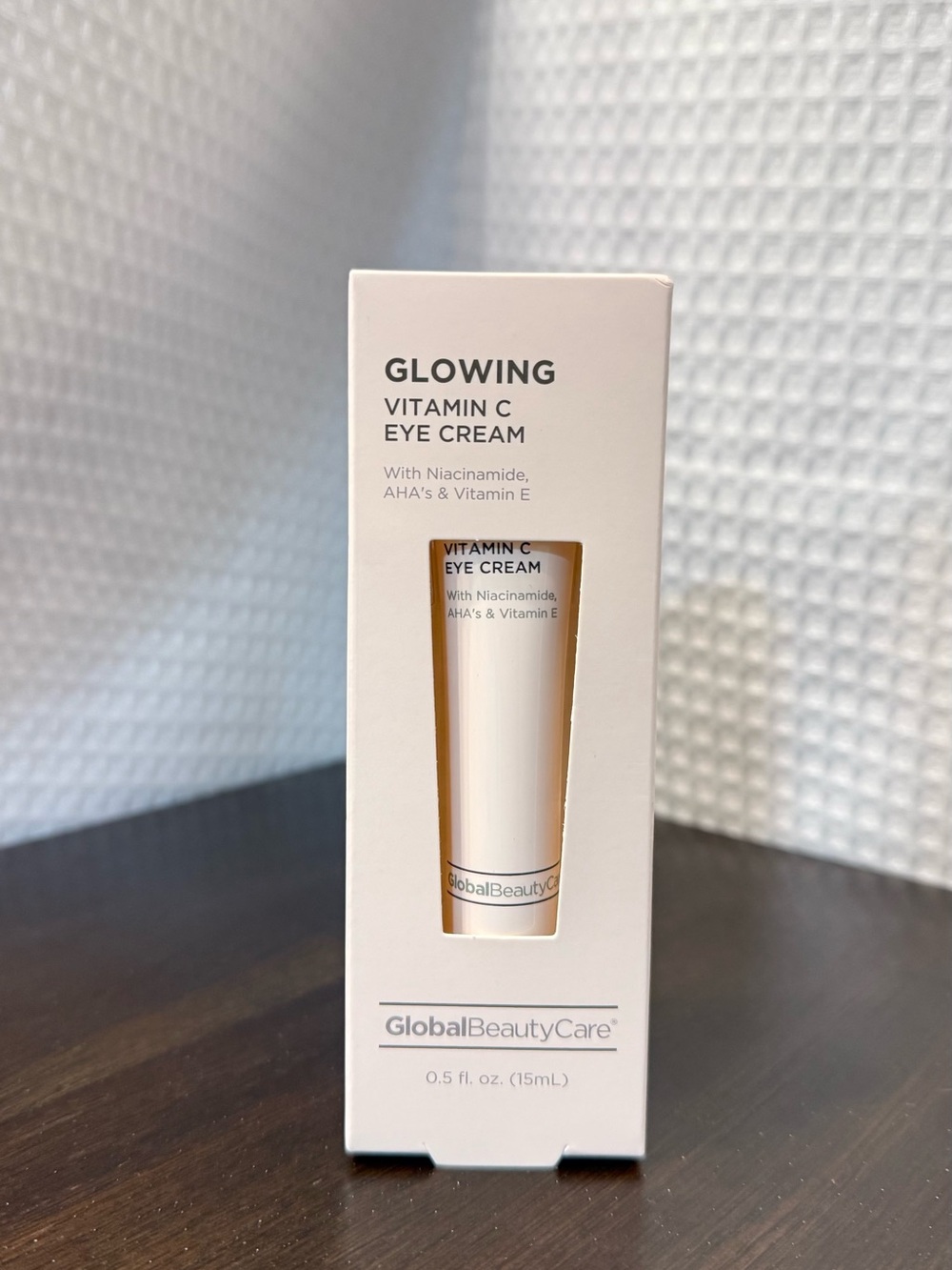 Glowing Vitamin C Eye Cream